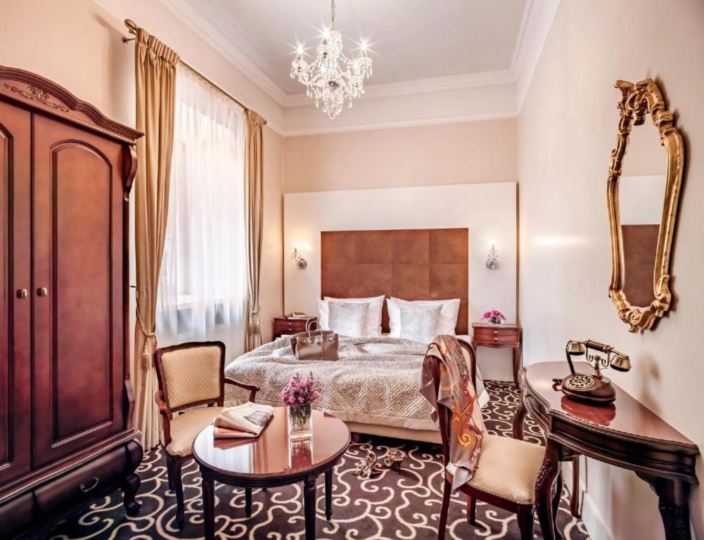 Palac Zegrzynski Зегрже Экстерьер фото