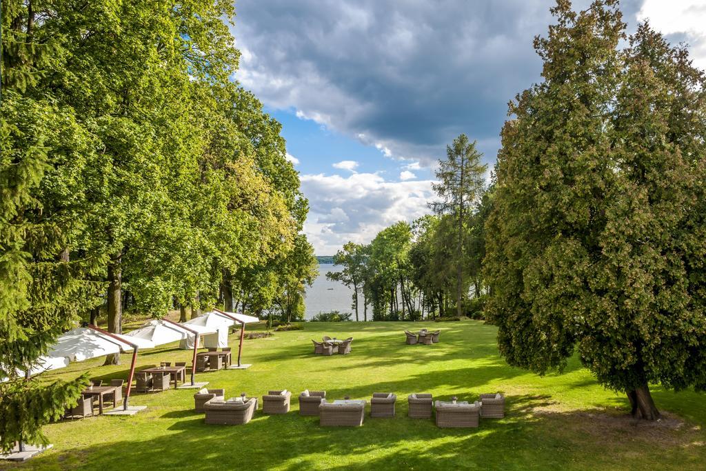 Palac Zegrzynski Зегрже Экстерьер фото
